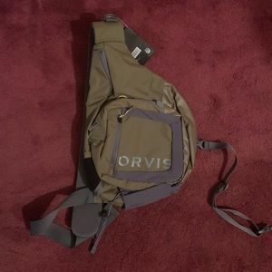 Orvis sling pack NWT.
